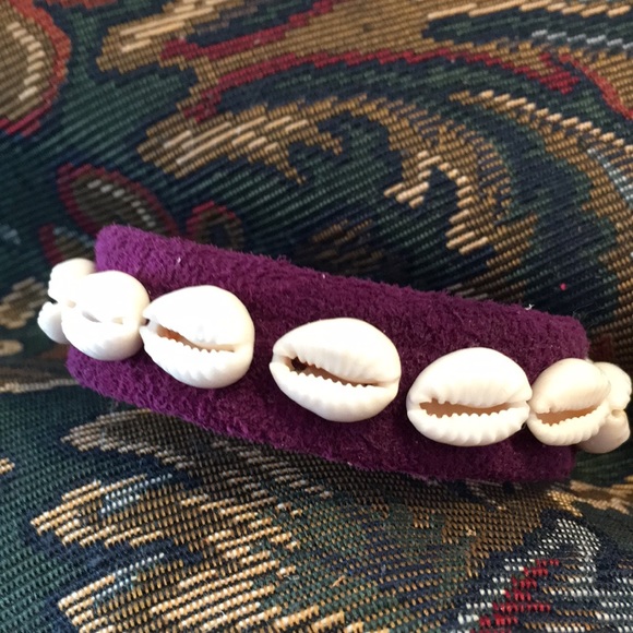 Doremi Creations Jewelry - Purple suede Cowry shell bracelet